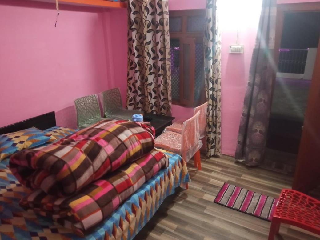 Badri Kedar Hometay Joshimath Luaran gambar